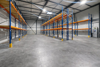 location localcommercial ste-consorce 69280