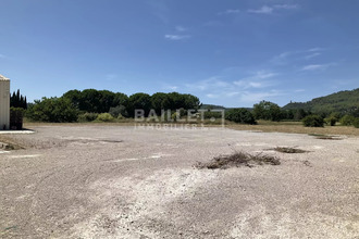 location localcommercial taradeau 83460