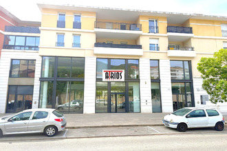 location localcommercial toulon 83100