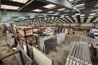 location localcommercial treillieres 44119