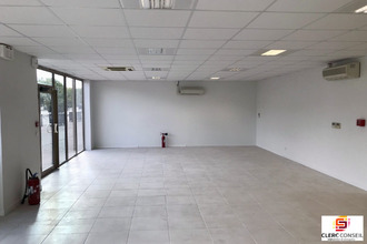 location localcommercial val-de-reuil 27100