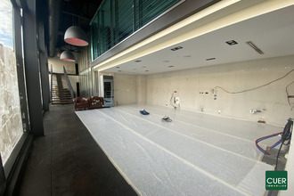 location localcommercial valence 26000