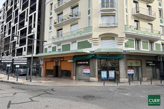 location localcommercial valence 26000