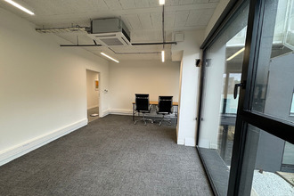 location localcommercial vannes 56000