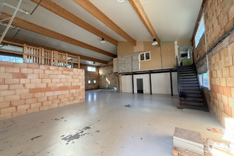 location localcommercial villecroze 83690