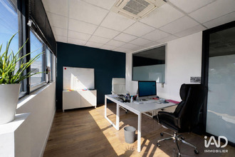 location localcommercial villejust 91140