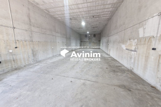 location localcommercial villevaude 77410