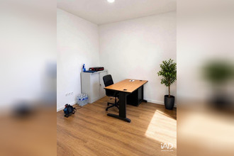 location localcommercial wingles 62410