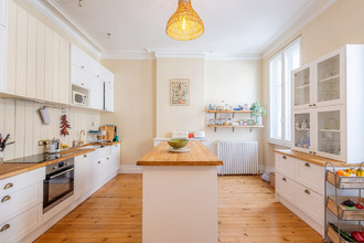 Ma-Cabane - Location Maison - BORDEAUX, 200 m²