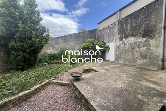 location maison airvault 79600