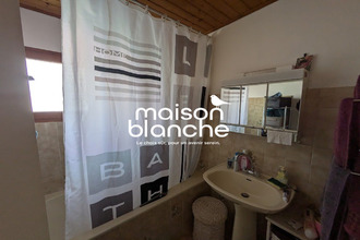 location maison angles 85750