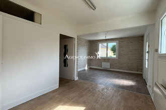 location maison archigny 86210