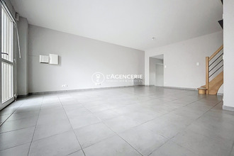 location maison arthes 81160