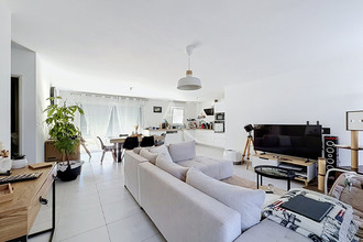 location maison avire 49500