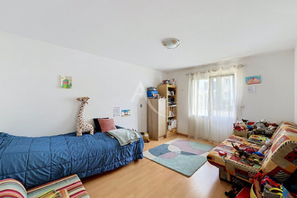 location maison avrille 49240