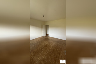location maison bannay 18300