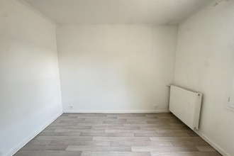 location maison beaufort-en-vallee 49250