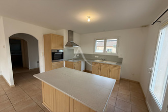 location maison berriac 11090