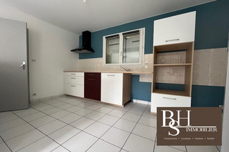 location maison buxerolles 86180
