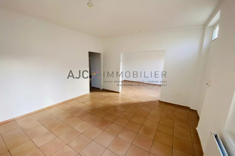 location maison cabannes 13440