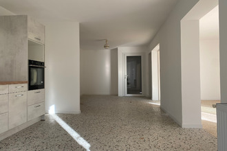 location maison caderousse 84860