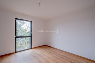 location maison cessy 01170