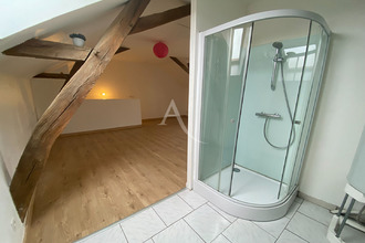 location maison chatelain 53200