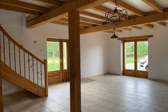 location maison cleppe 42110