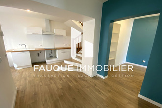 location maison combovin 26120