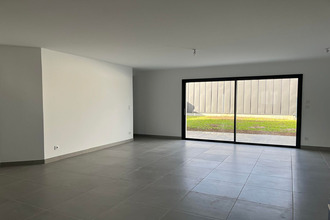 location maison croix-chapeau 17220