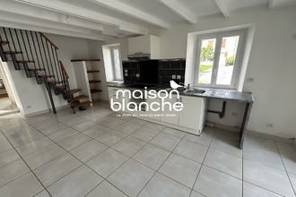 location maison devise 17700