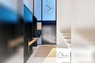 Ma-Cabane - Location Maison Emmerin, 220 m²