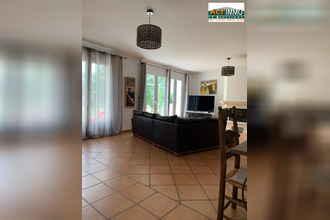 location maison eyguieres 13430