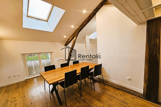 location maison farges 01550