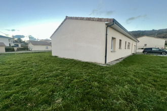 location maison felines 07340