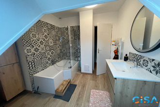 location maison fleurines 60700