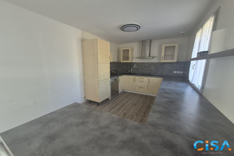 location maison fleurines 60700