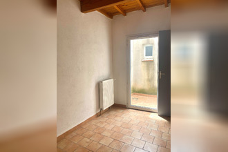 location maison fourques 30300