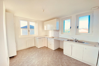 location maison genas 69740