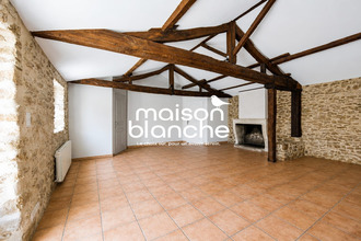 location maison gourge 79200