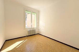 location maison grambois 84240