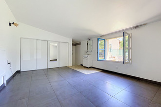 location maison grans 13450