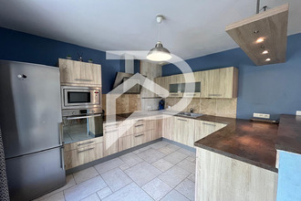 location maison greoux-les-bains 04800