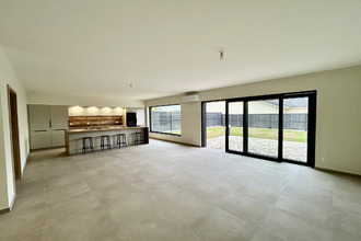 location maison hellimer 57660