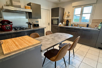 location maison herissart 80260