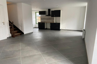 location maison huille 49430