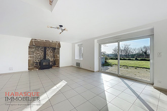 location maison kernilis 29260