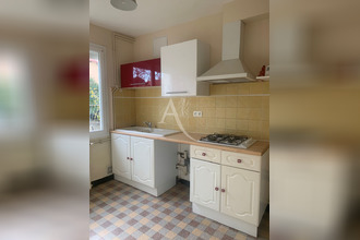 Ma-Cabane - Location Maison L'ISLE-JOURDAIN, 80 m²