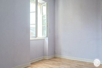 Ma-Cabane - Location Maison LA CHAUSSEE-SAINT-VICTOR, 219 m²