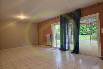 location maison la-couronne 16400